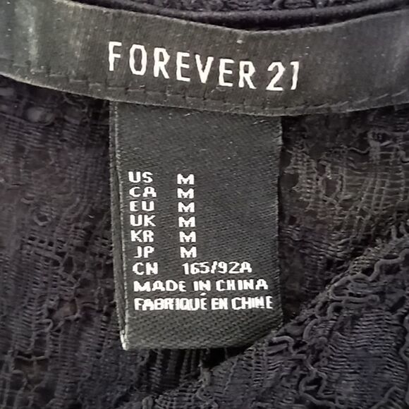 Forever 21 mini dress lace detail on waist and chest zipper back good condition - Picture 3 of 6